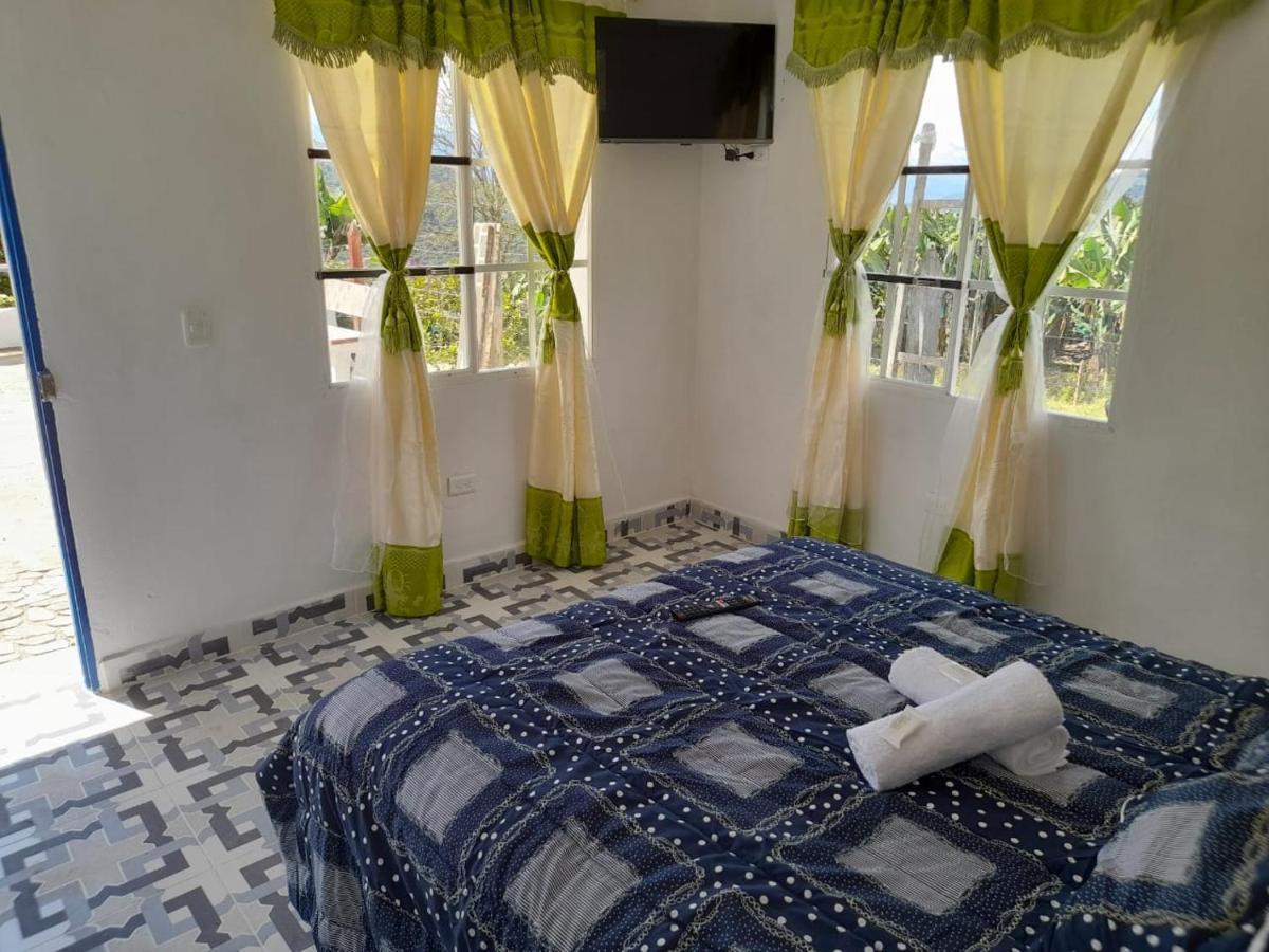 Hotel Vista Farallones Jardin Exterior photo
