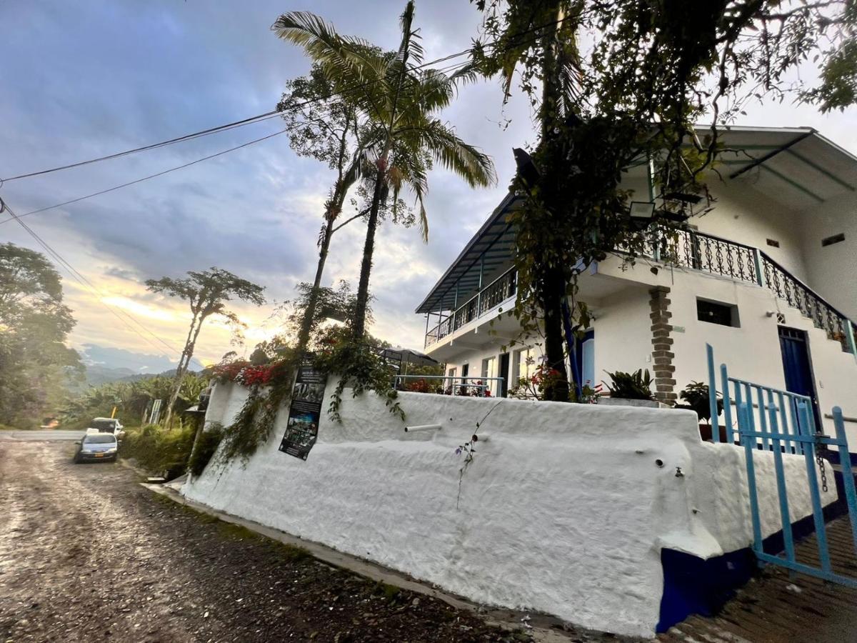 Hotel Vista Farallones Jardin Exterior photo